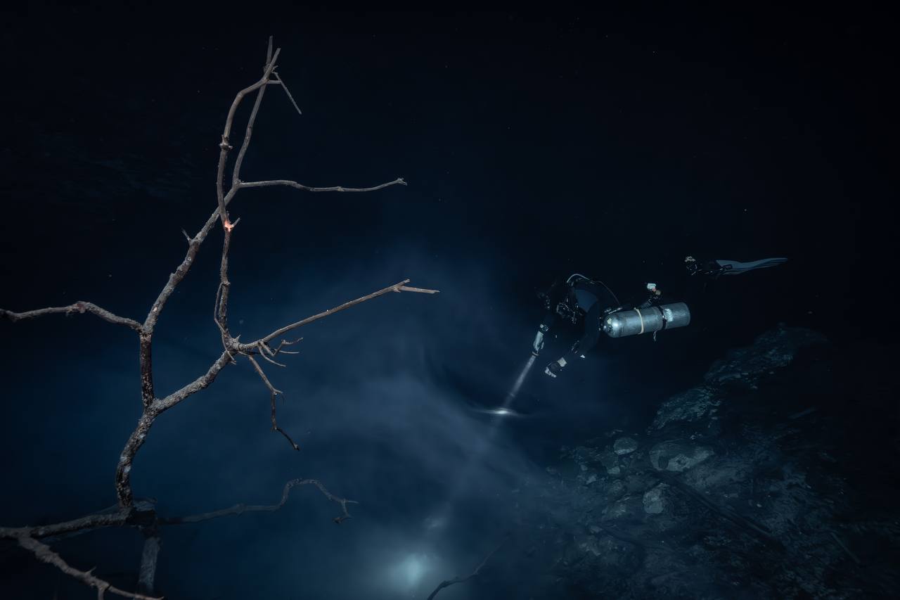 1783360720592 Cenote The Pit Cloud